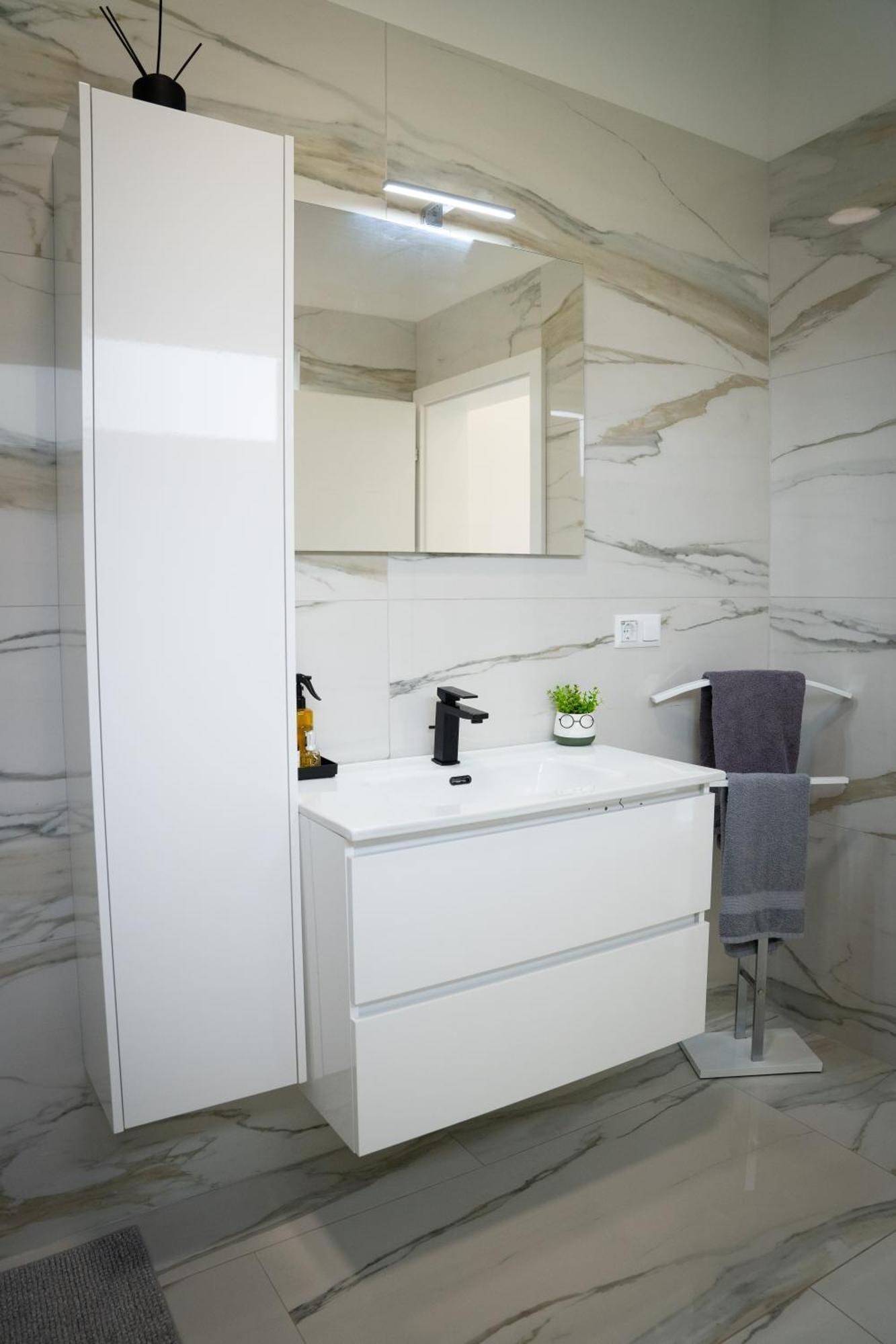 Apartment Una Laguna Bihać Eksteriør billede