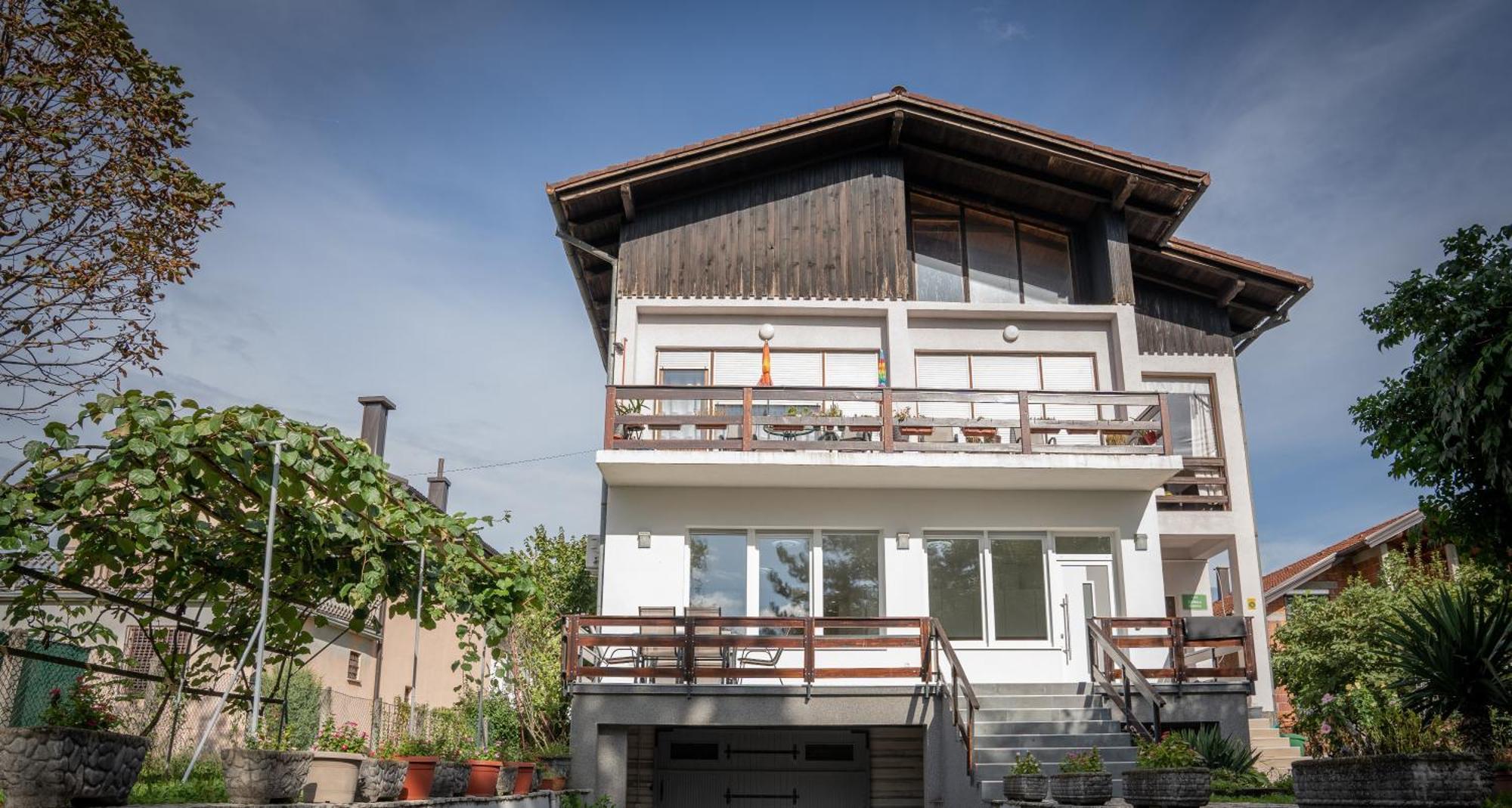 Apartment Una Laguna Bihać Eksteriør billede